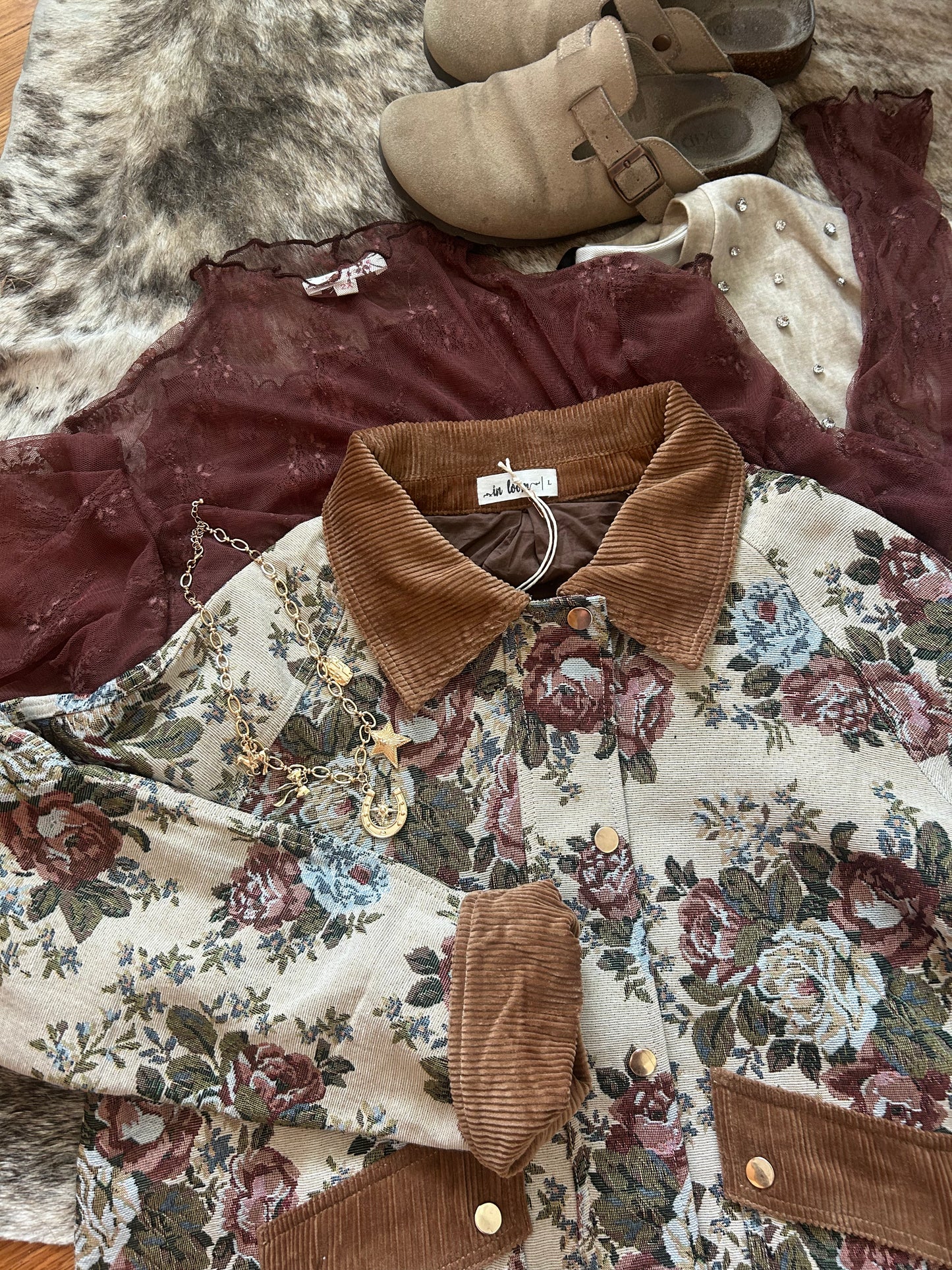 Auburn Lace Top