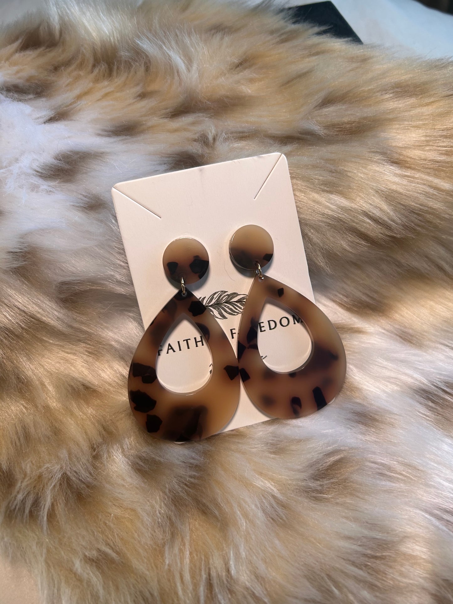 Savannah Tortoise Drop Earrings