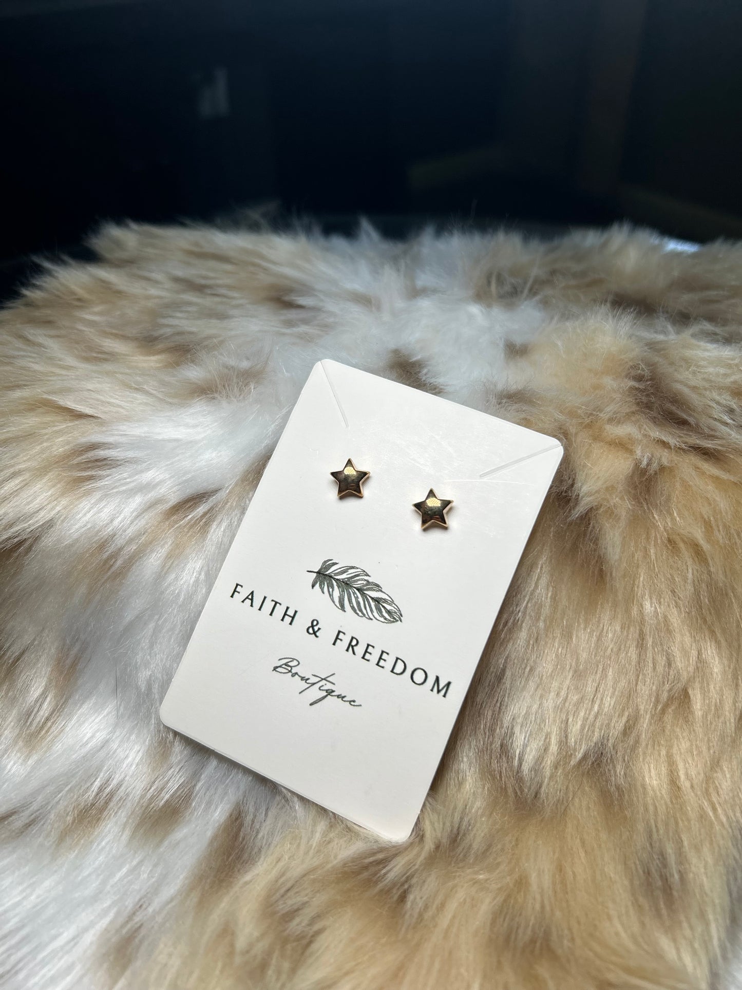 Twinkle Star Stud Earrings