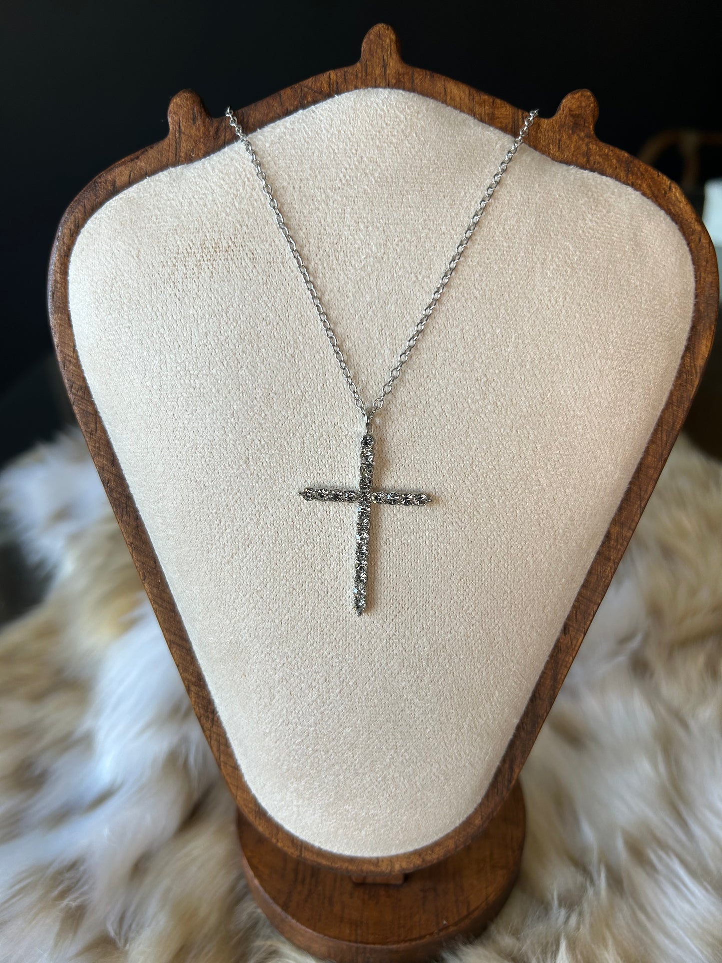 Ellie Cross Necklace