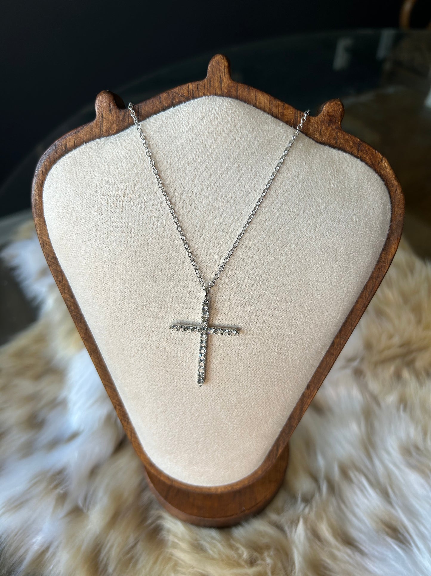 Ellie Cross Necklace