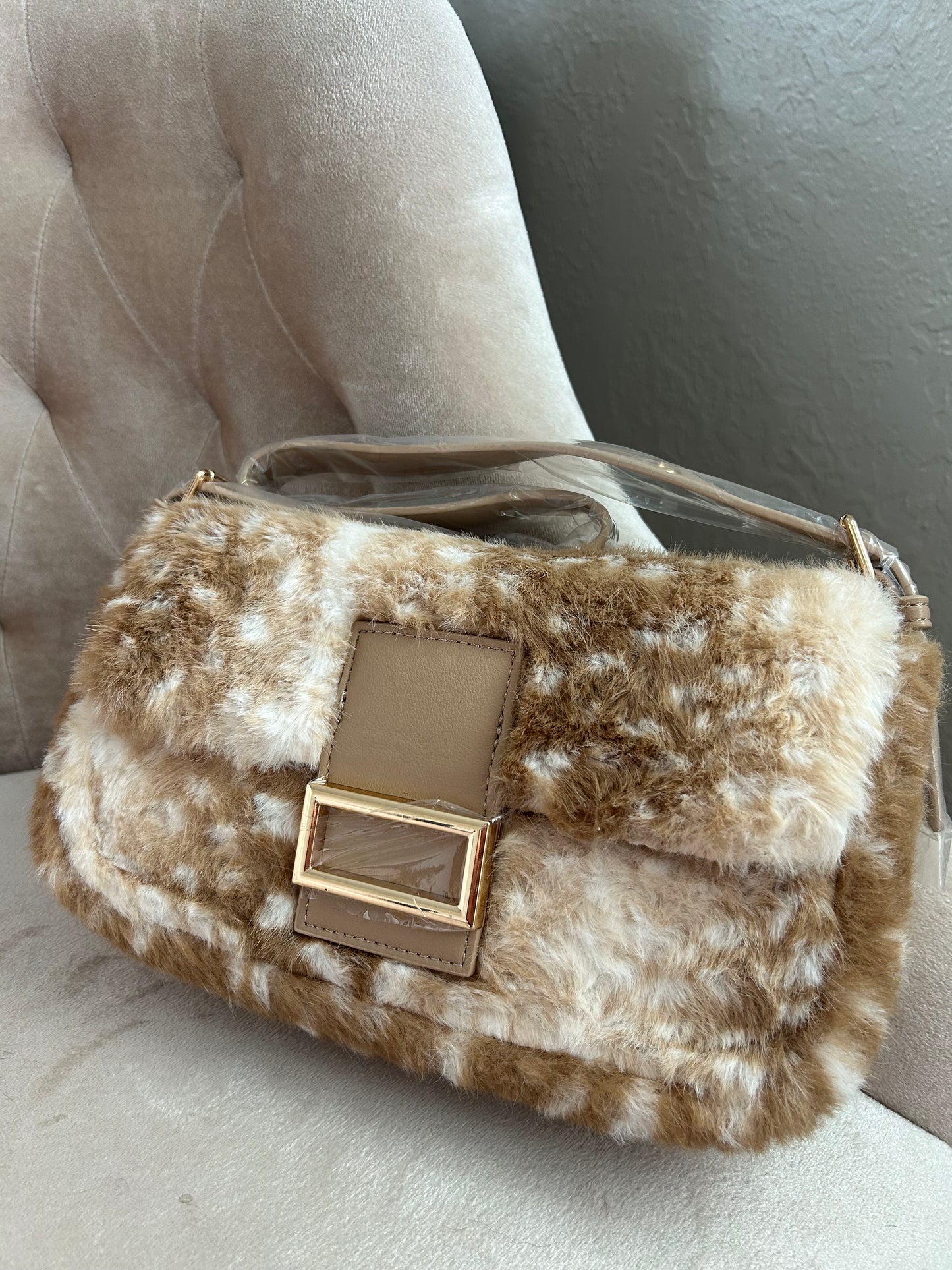 The Whitetail Manor Shoulder Handbag