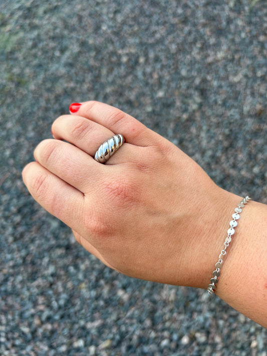 Mila Silver Ring