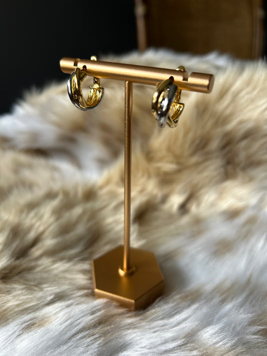Mila Hoops