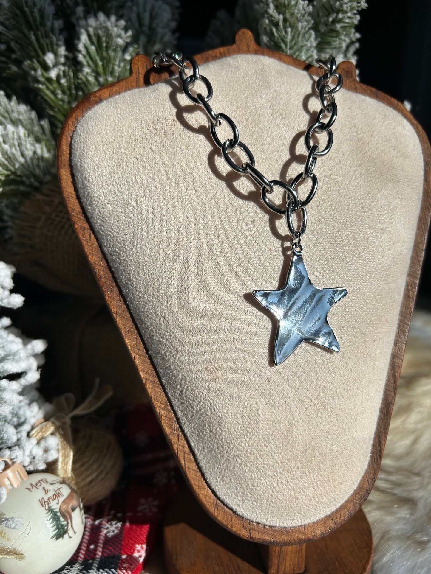 Sutton Star Necklace