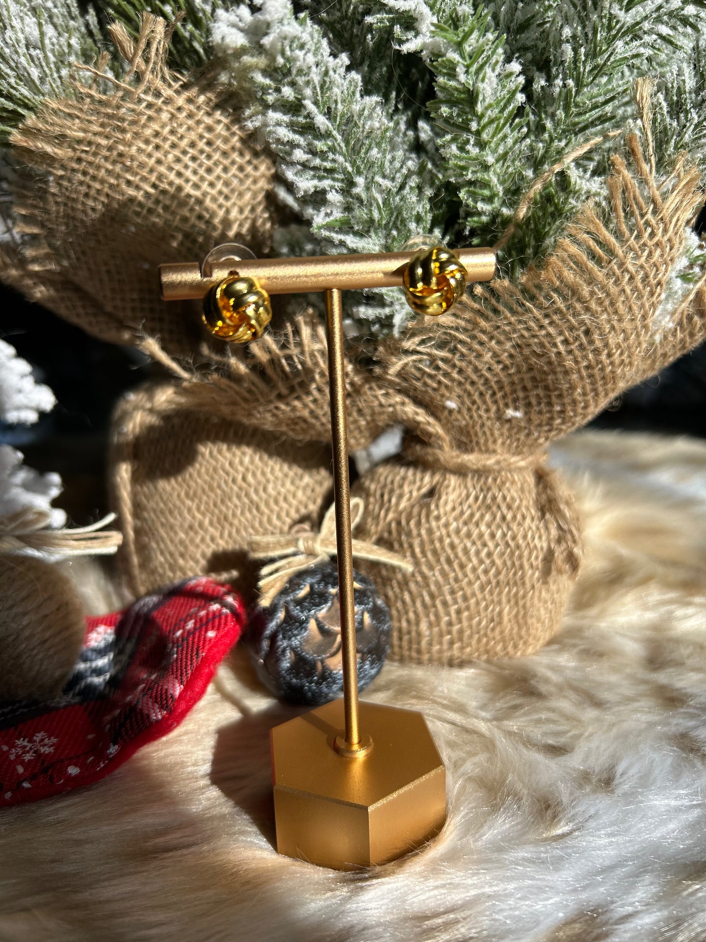 Ellison Knot Earrings